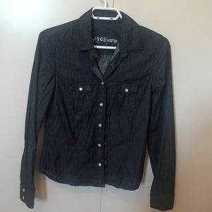 ⭐️4/$20⭐️Gap Denim Top Size XS